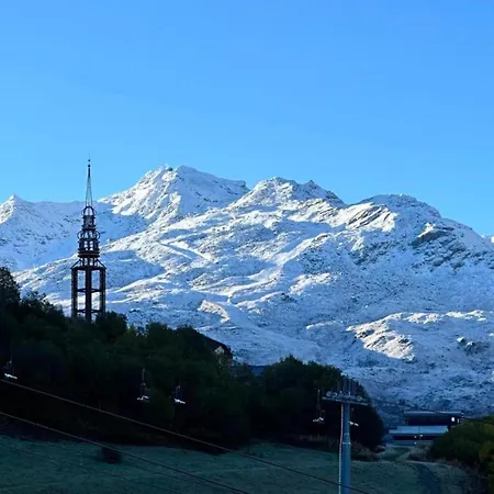 Chalet In Les Menuires By Piste